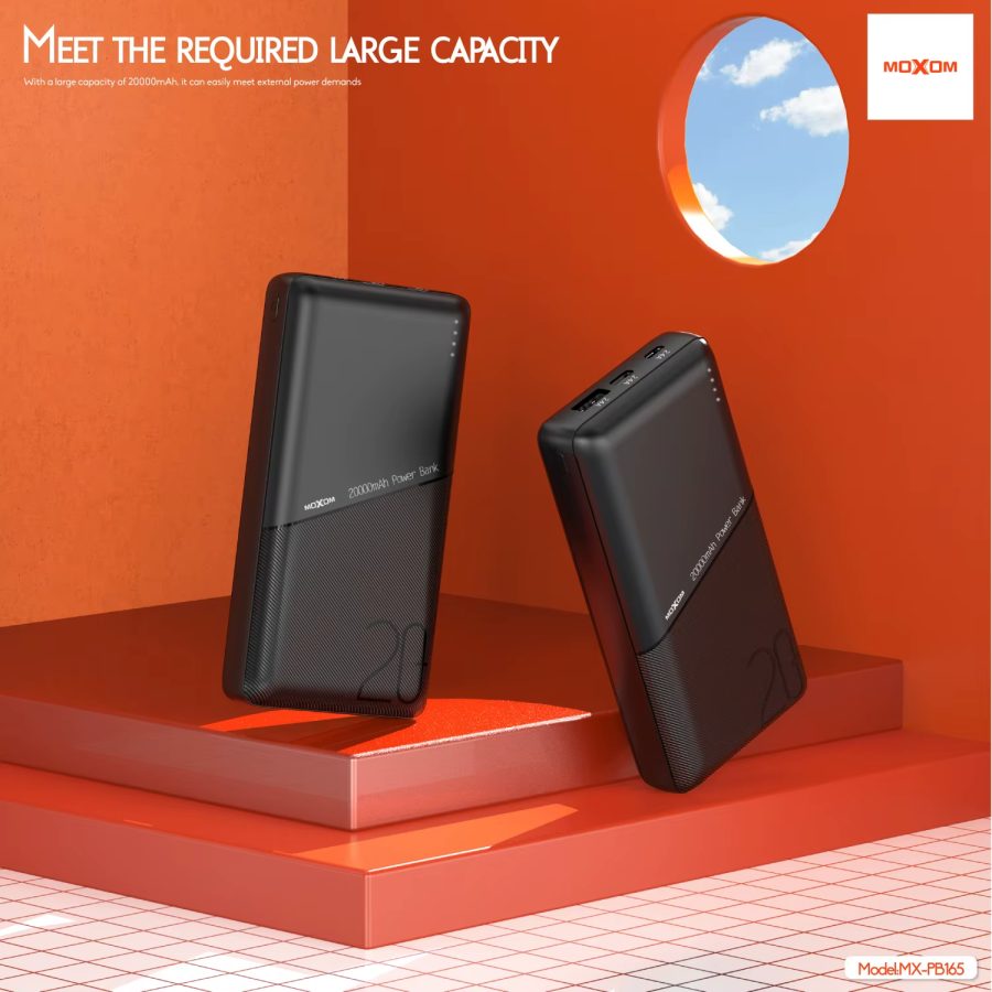 باور بانك MOXOM - سعة 20000mAh - قوة 2.4A - موديل MX-PB165 - متوفر لدى Mt mobile